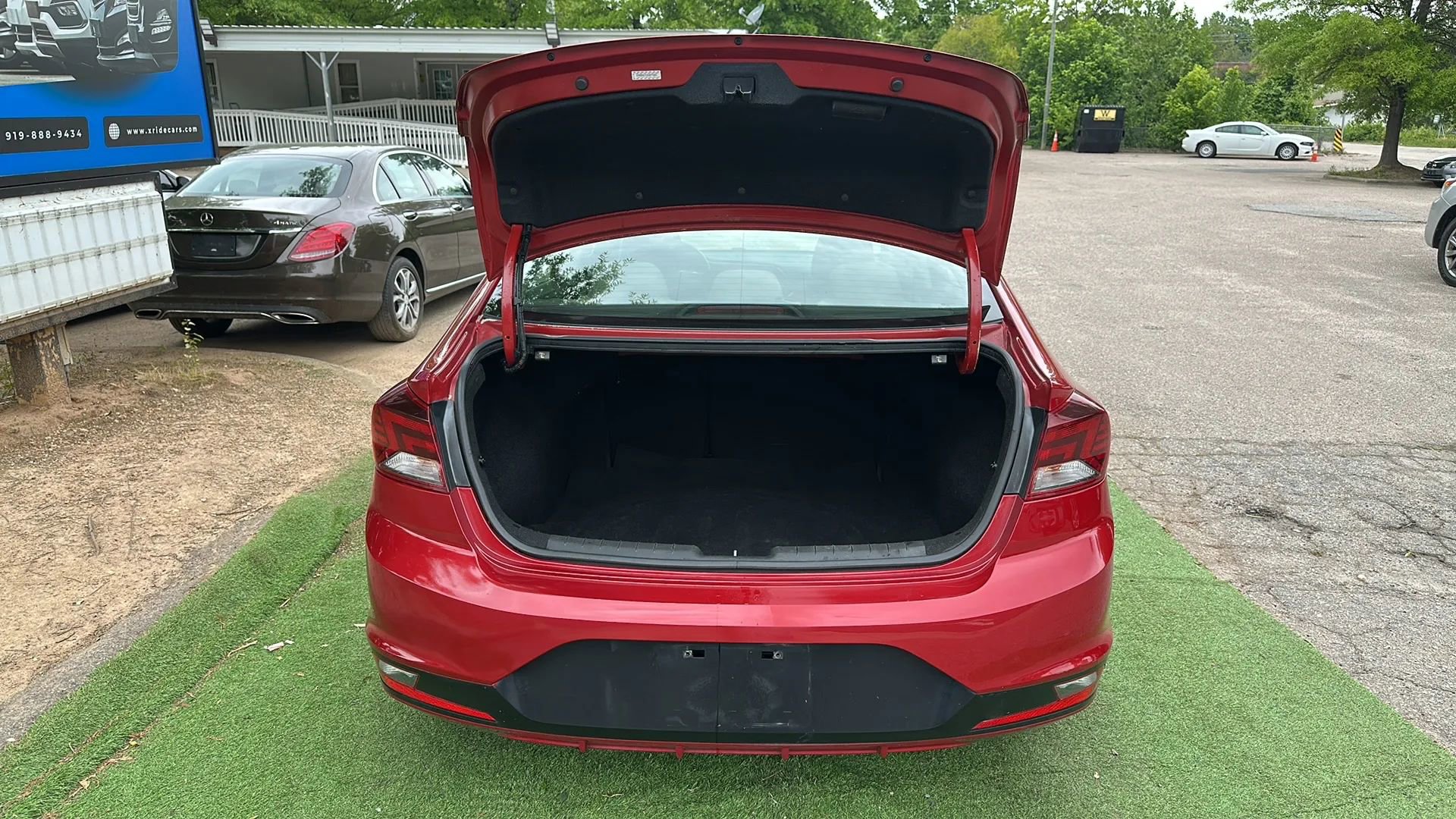Used 2019 Hyundai Elantra Value Edition FWD image 10