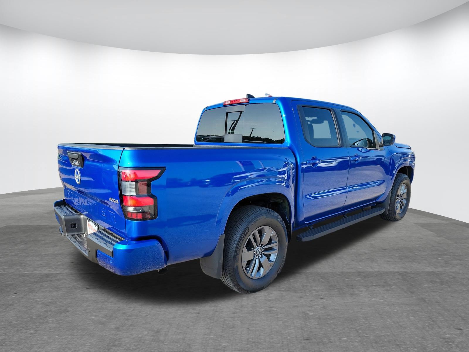 Used 2026 Nissan Frontier SV AWD/4WD image 5
