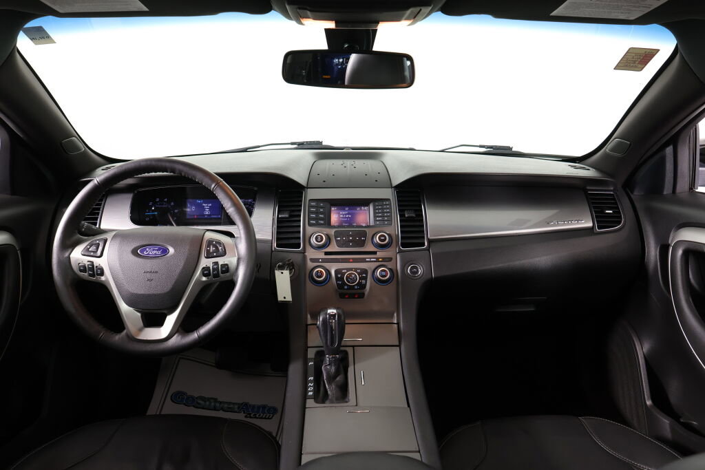 Used 2017 Ford Taurus SEL image 27