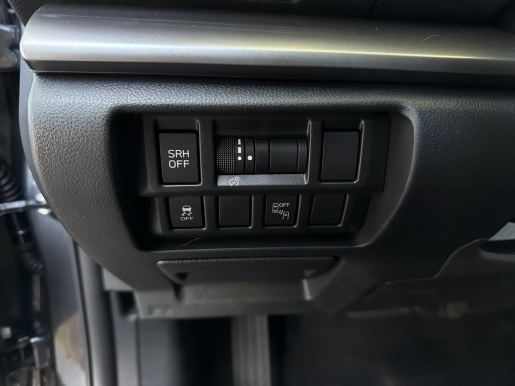 Used 2019 Subaru Crosstrek 2.0i Limited w/ Moonroof Package AWD/4WD image 17