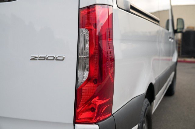 Used 2019 Mercedes-Benz Sprinter 2500 w/ Driver Convenience Package image 13