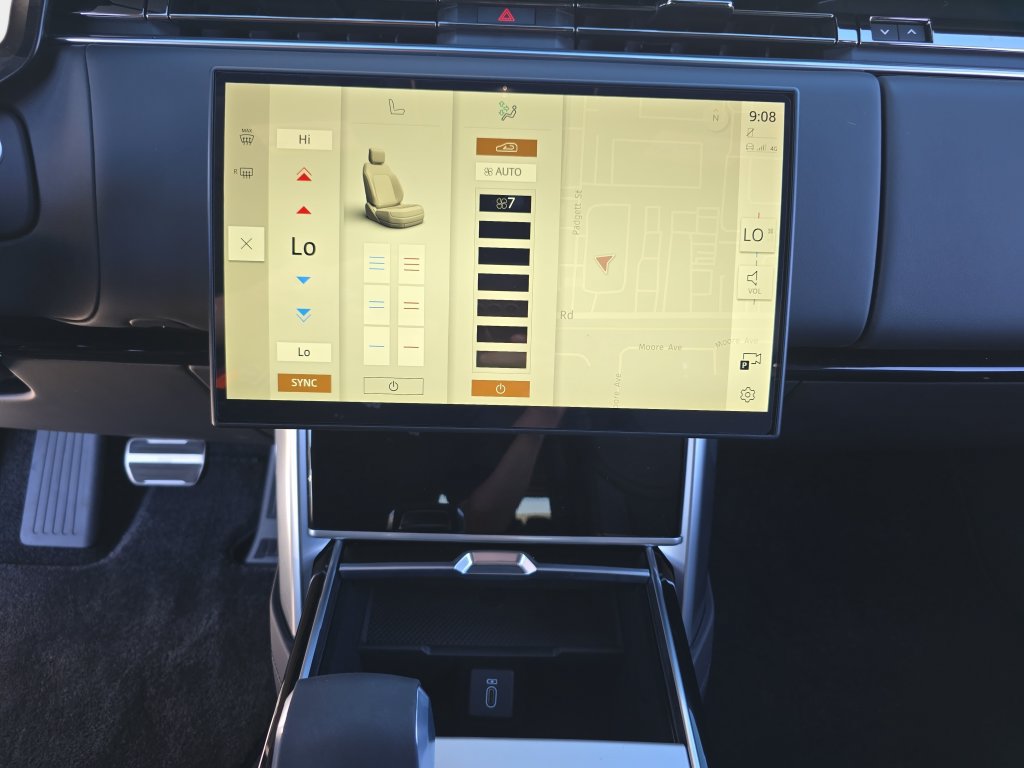 New 2026 Land Rover Range Rover SE AWD/4WD image 26