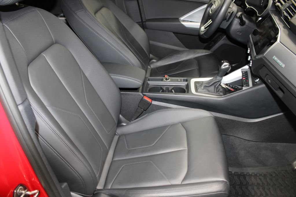 Used 2023 Audi Q3 2.0T Premium Plus w/ Premium Plus Package AWD/4WD image 19