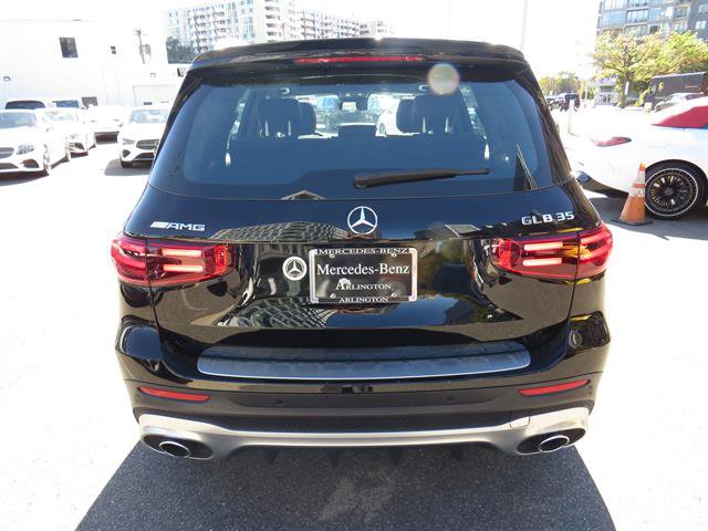 Used 2025 Mercedes-Benz GLB 35 AMG 4MATIC image 3