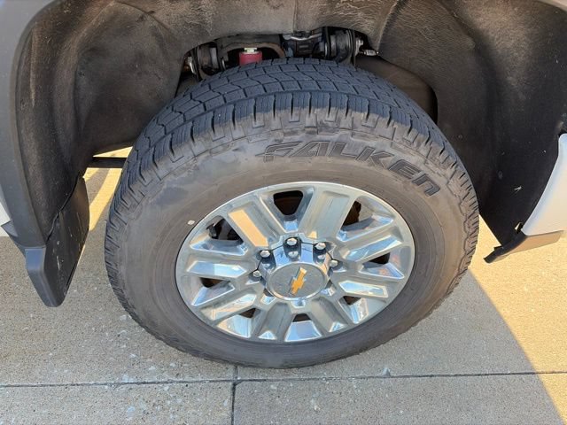 Used 2024 Chevrolet Silverado 2500 High Country w/ High Country Premium Package AWD/4WD image 58