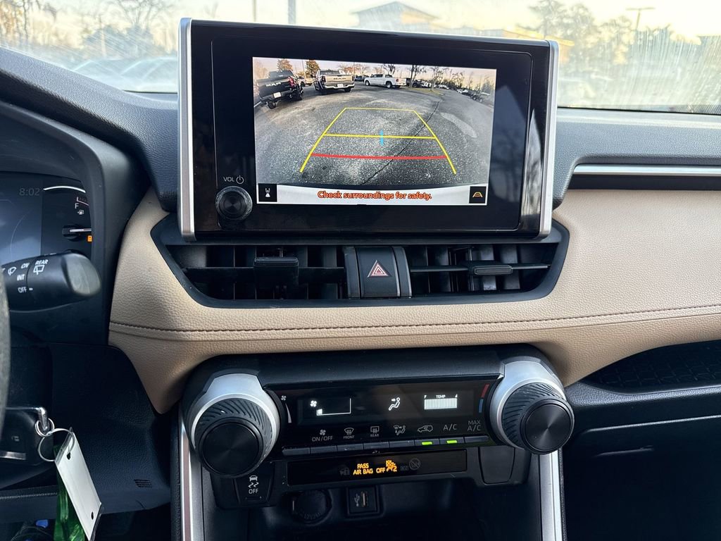 Used 2023 Toyota RAV4 LE image 14