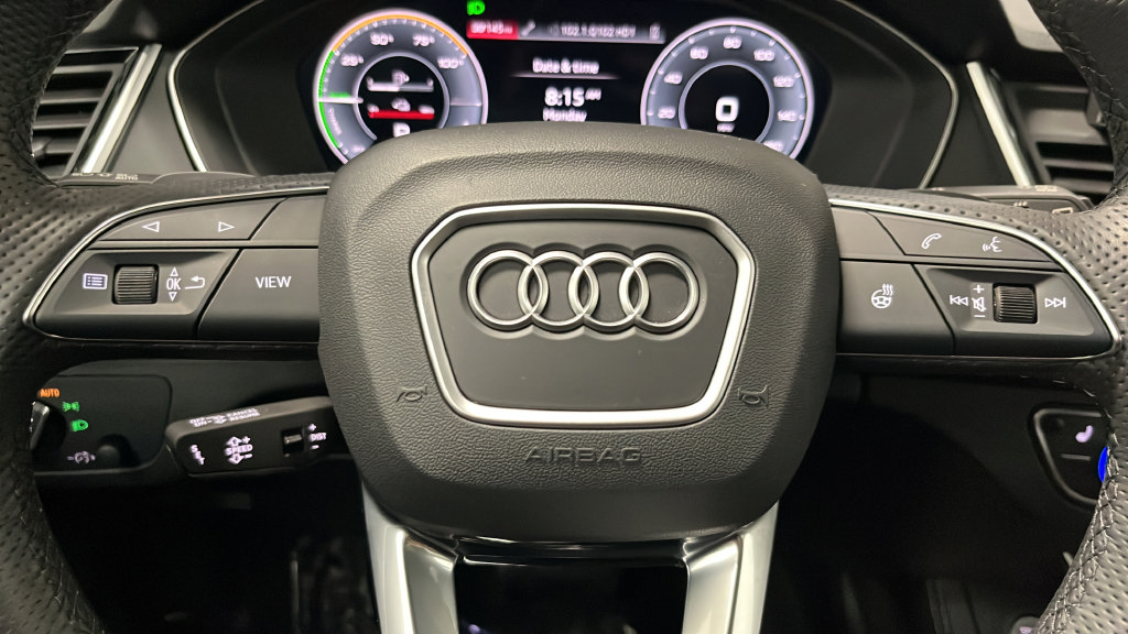 Used 2024 Audi Q5 e Premium Plus w/ Premium Plus Package AWD/4WD image 16