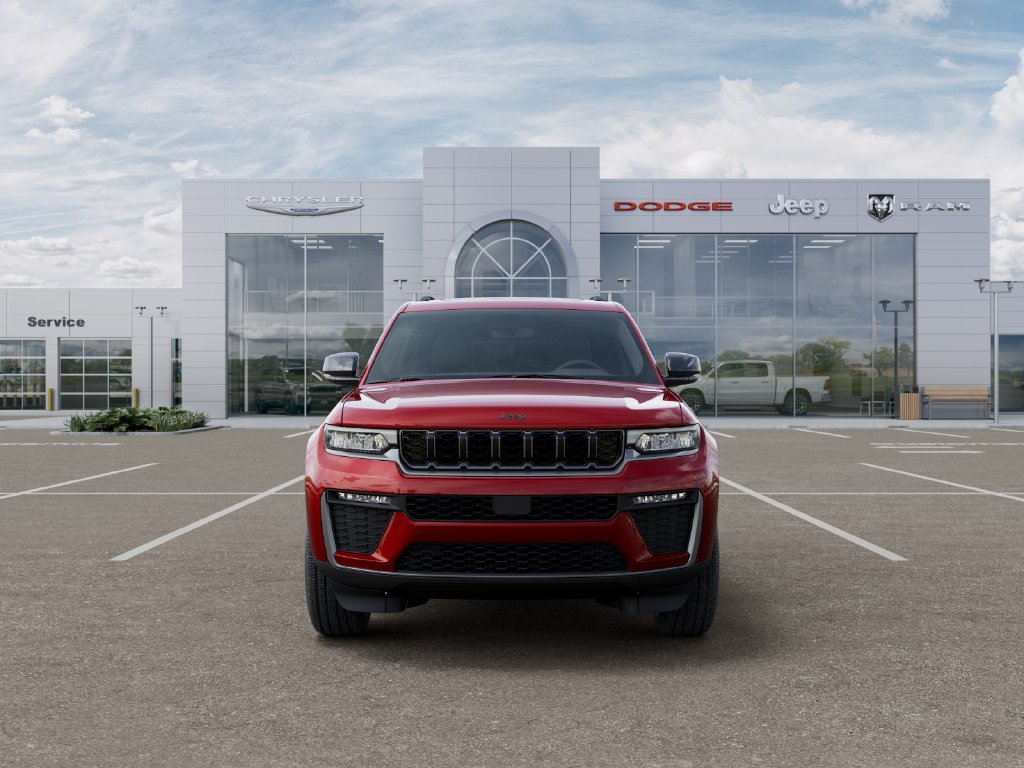 New 2027 Jeep Grand Cherokee Limited RWD image 6