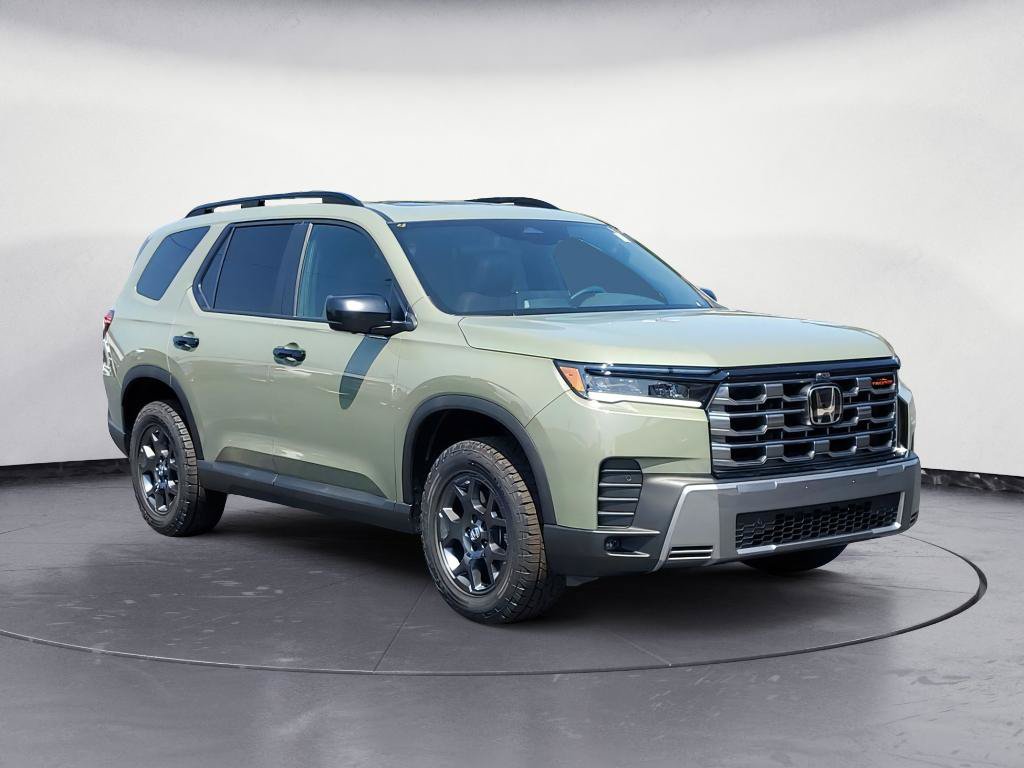 New 2026 Honda Pilot TrailSport image 2
