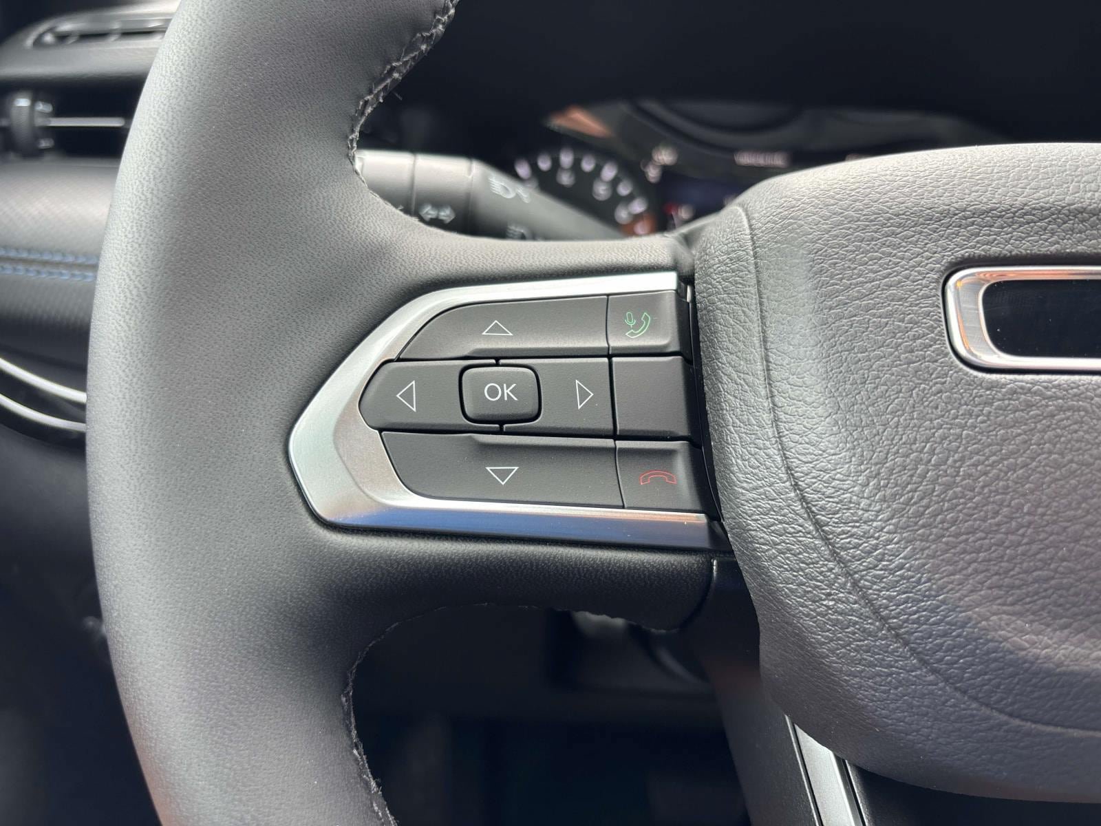 New 2026 Jeep Compass Latitude AWD/4WD image 10