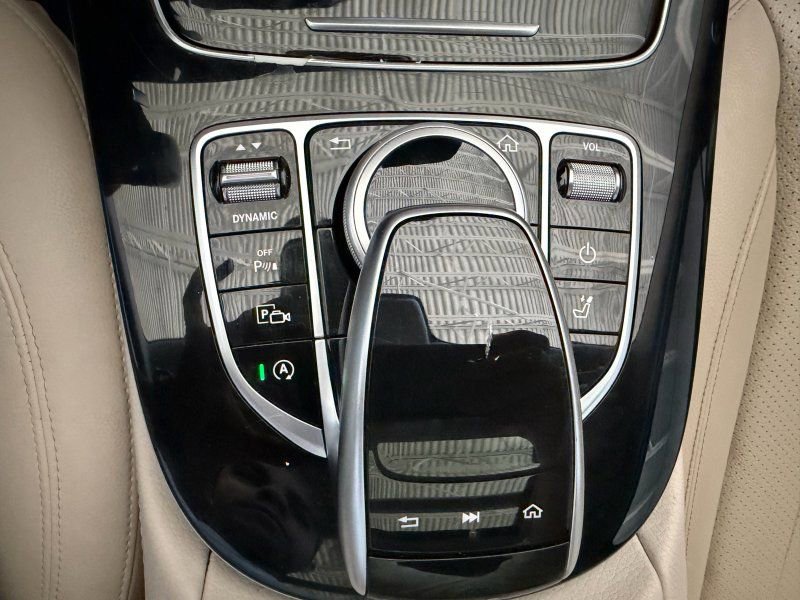 Used 2018 Mercedes-Benz E 400 4MATIC Wagon w/ Premium 2 Package image 26
