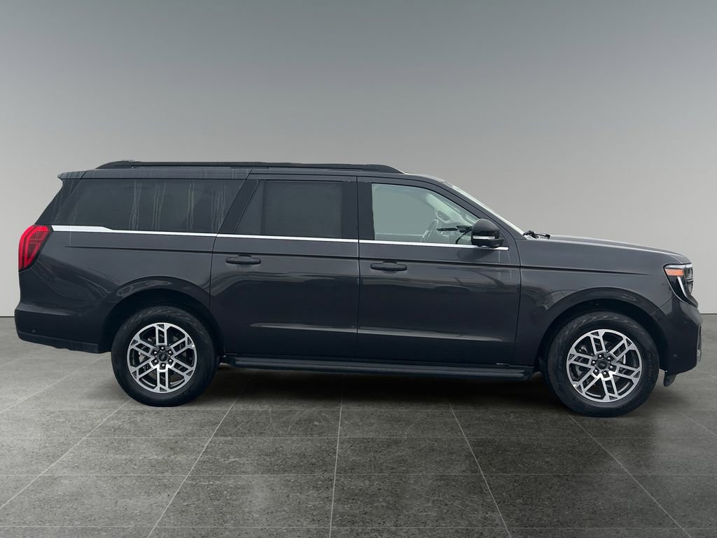 Used 2025 Ford Expedition Max Active image 8