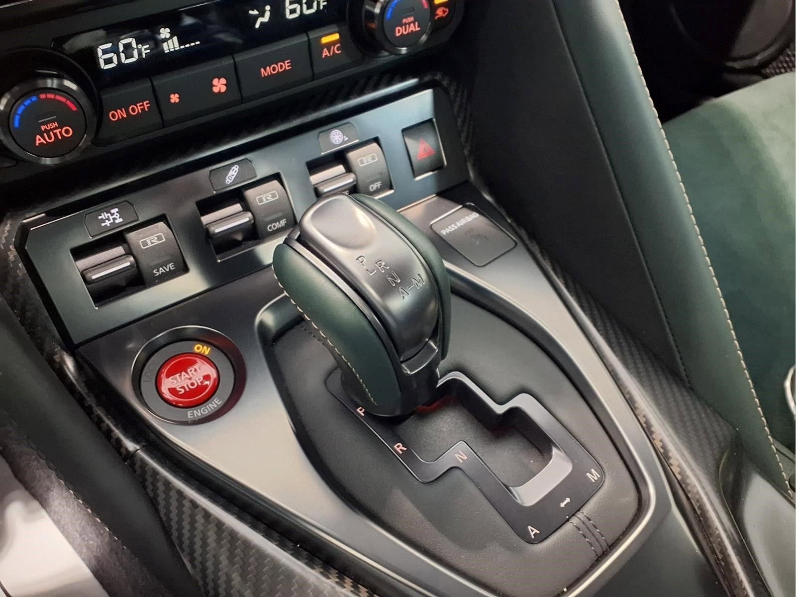 Used 2024 Nissan GT-R w/ Floor Mat Package image 18