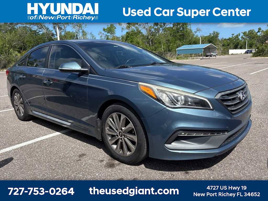 Used 2016 Hyundai Sonata Sport w/ Option Group 03 image 4