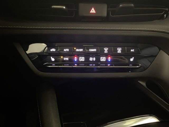 Used 2022 Buick Envision Essence w/ Technology Package I AWD/4WD image 42