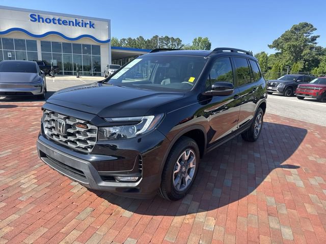 Certified 2023 Honda Passport TrailSport image 32