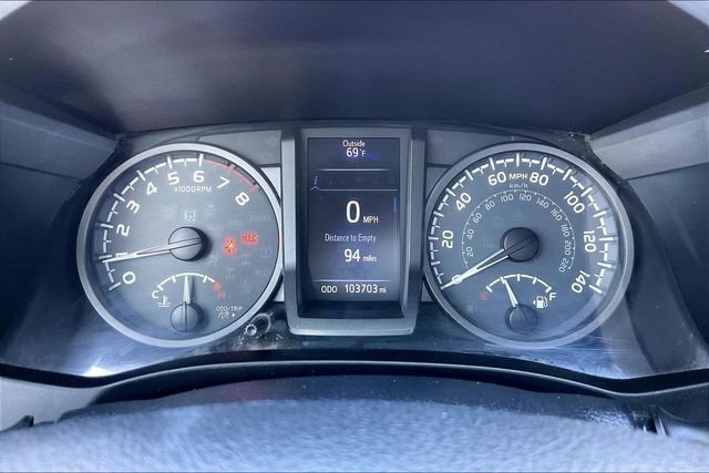 Used 2018 Toyota Tacoma TRD Sport image 22