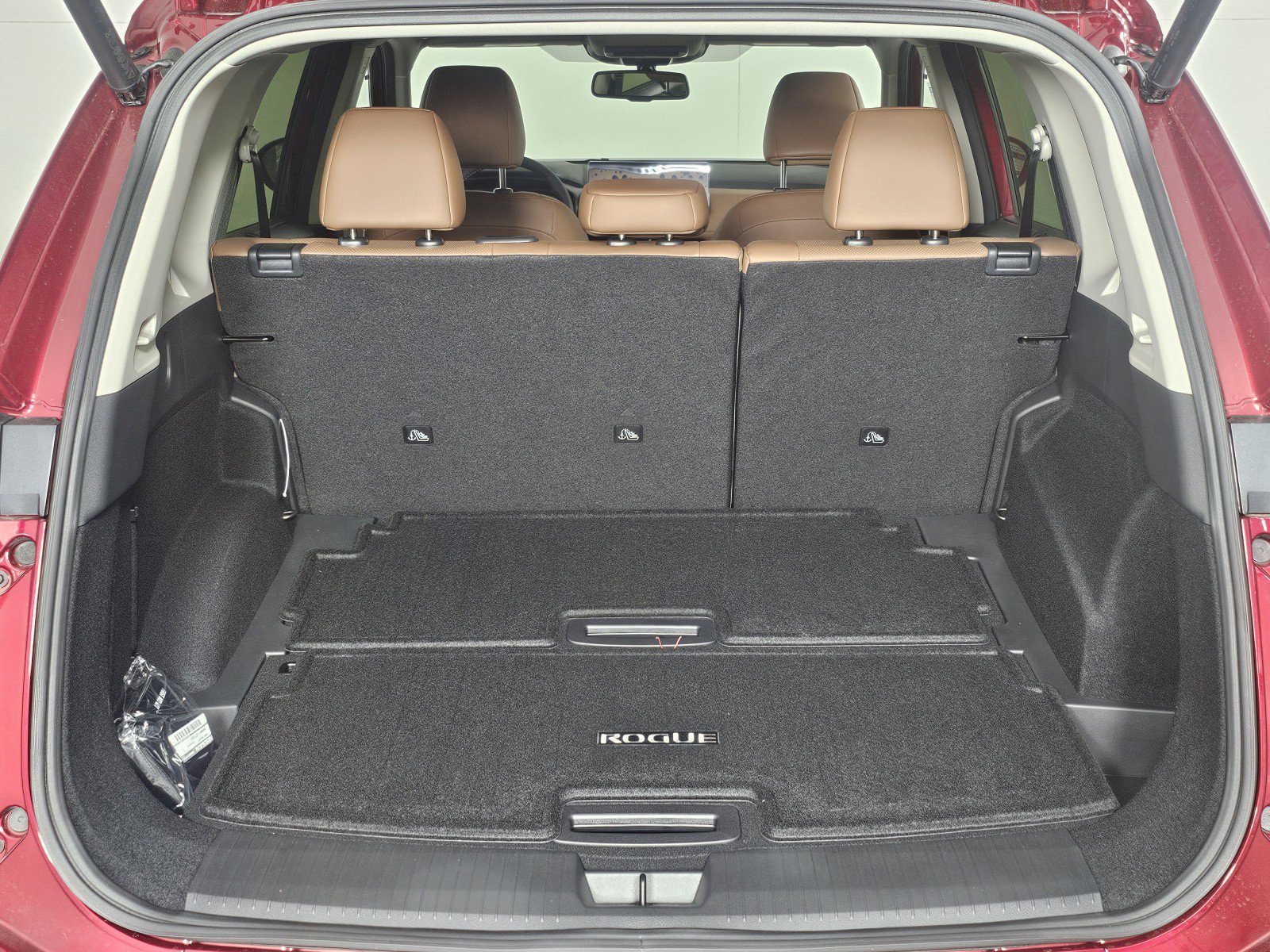 New 2026 Nissan Rogue Platinum image 18