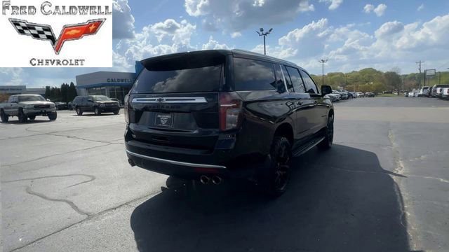Used 2022 Chevrolet Suburban High Country image 8
