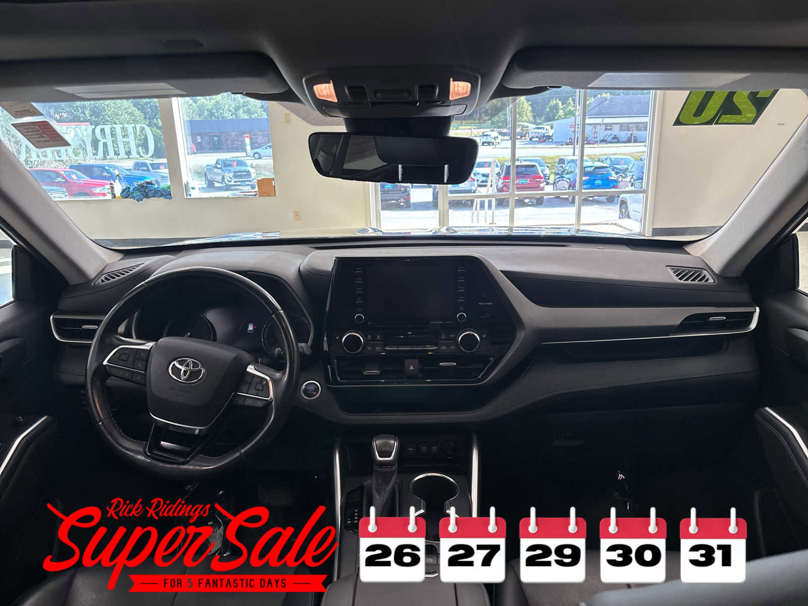 Used 2020 Toyota Highlander XLE image 20