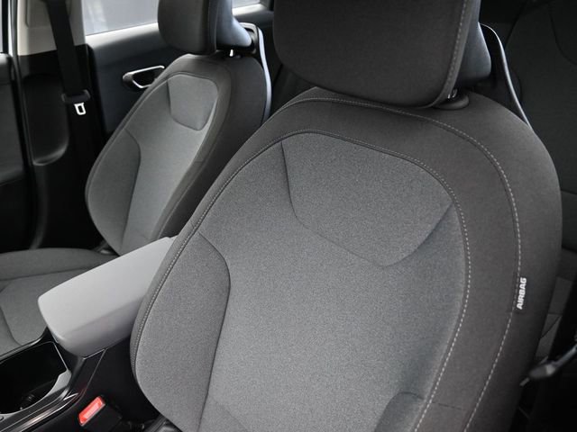 Used 2025 Kia K4 LXS image 18