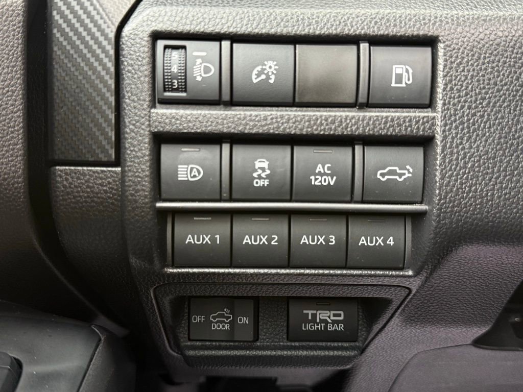 Used 2025 Toyota Tacoma TRD Pro image 27