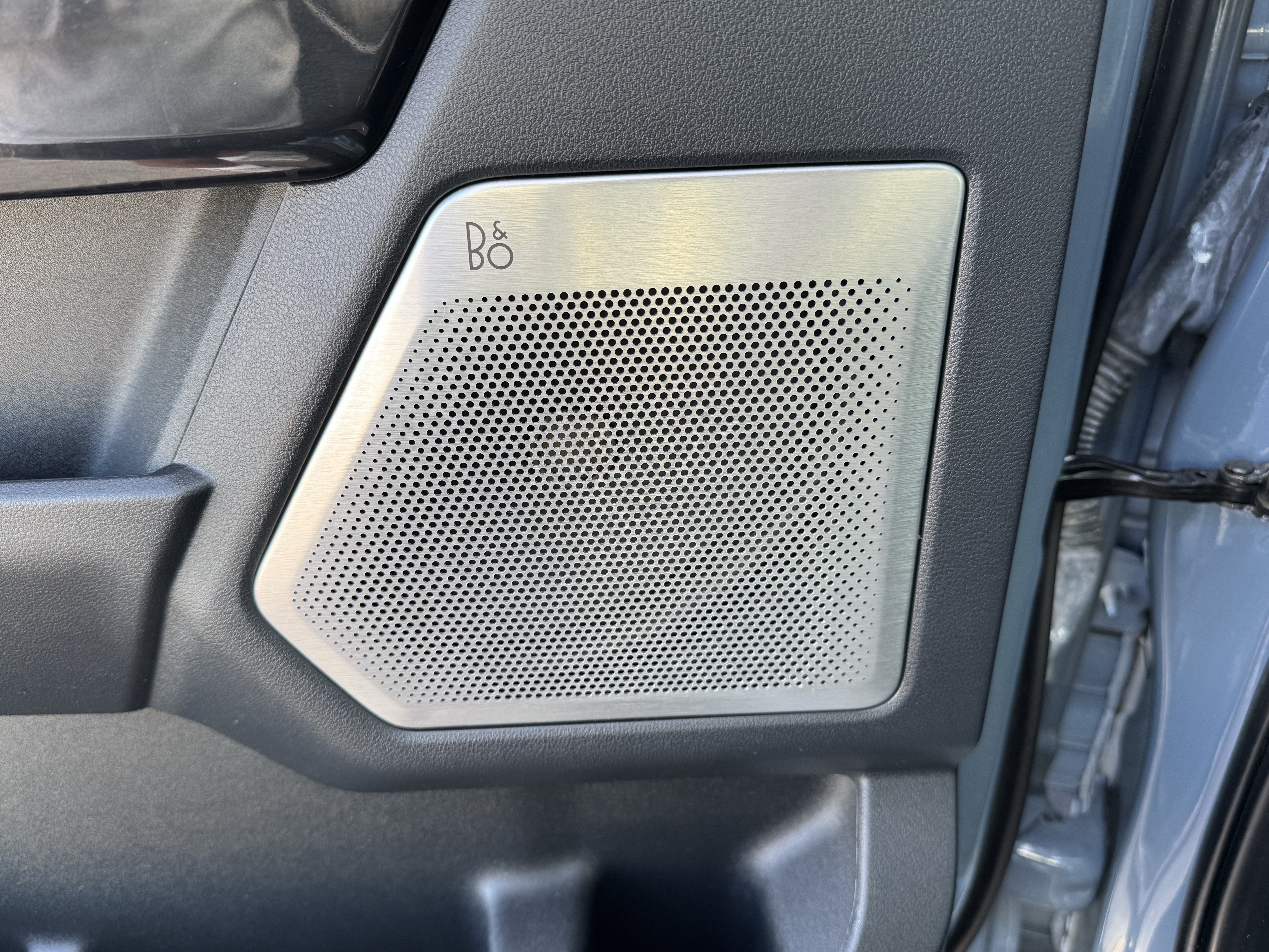 Used 2023 Ford F150 Lightning Platinum AWD/4WD image 15