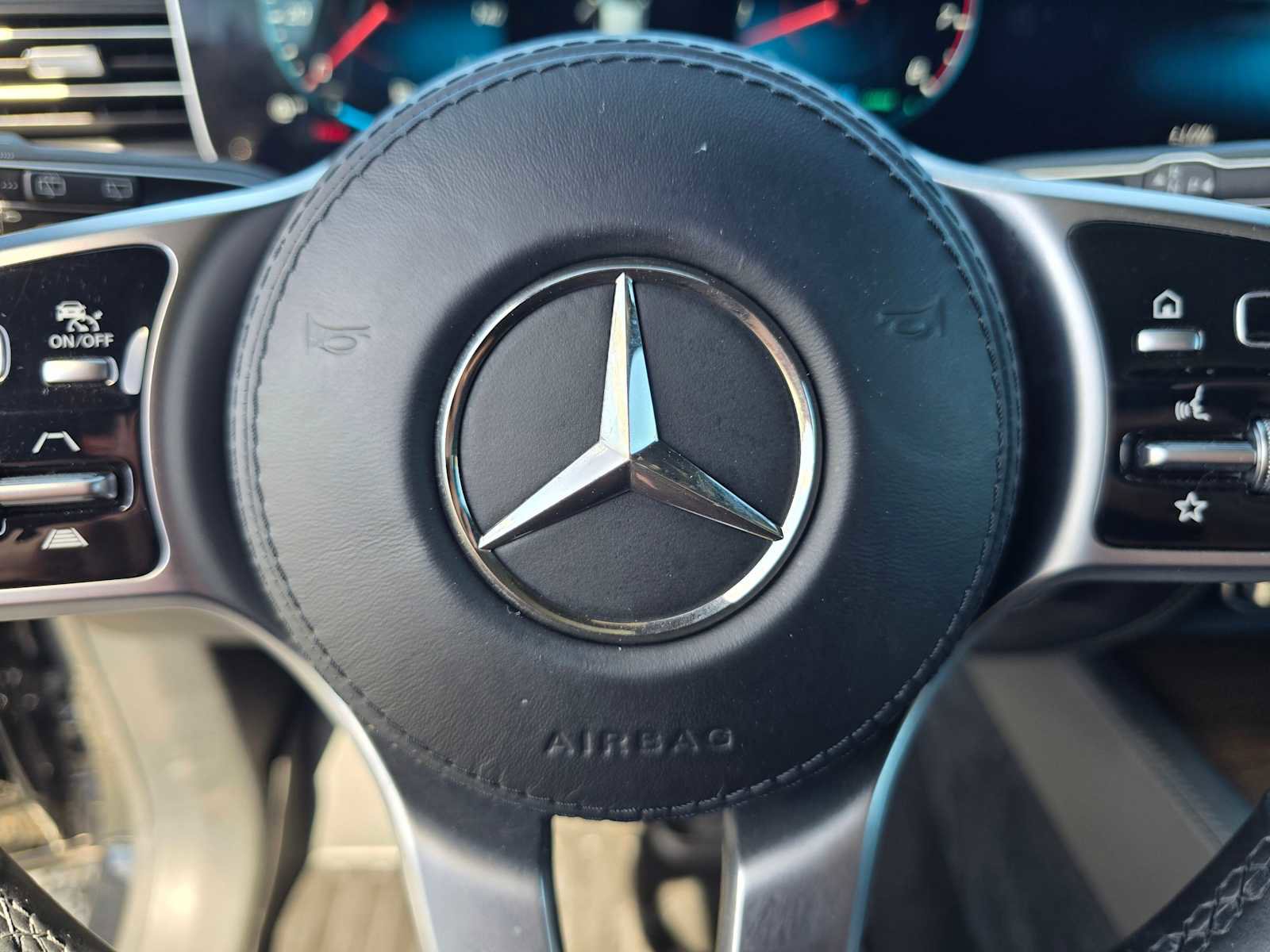 Used 2021 Mercedes-Benz GLS 580 4MATIC image 24