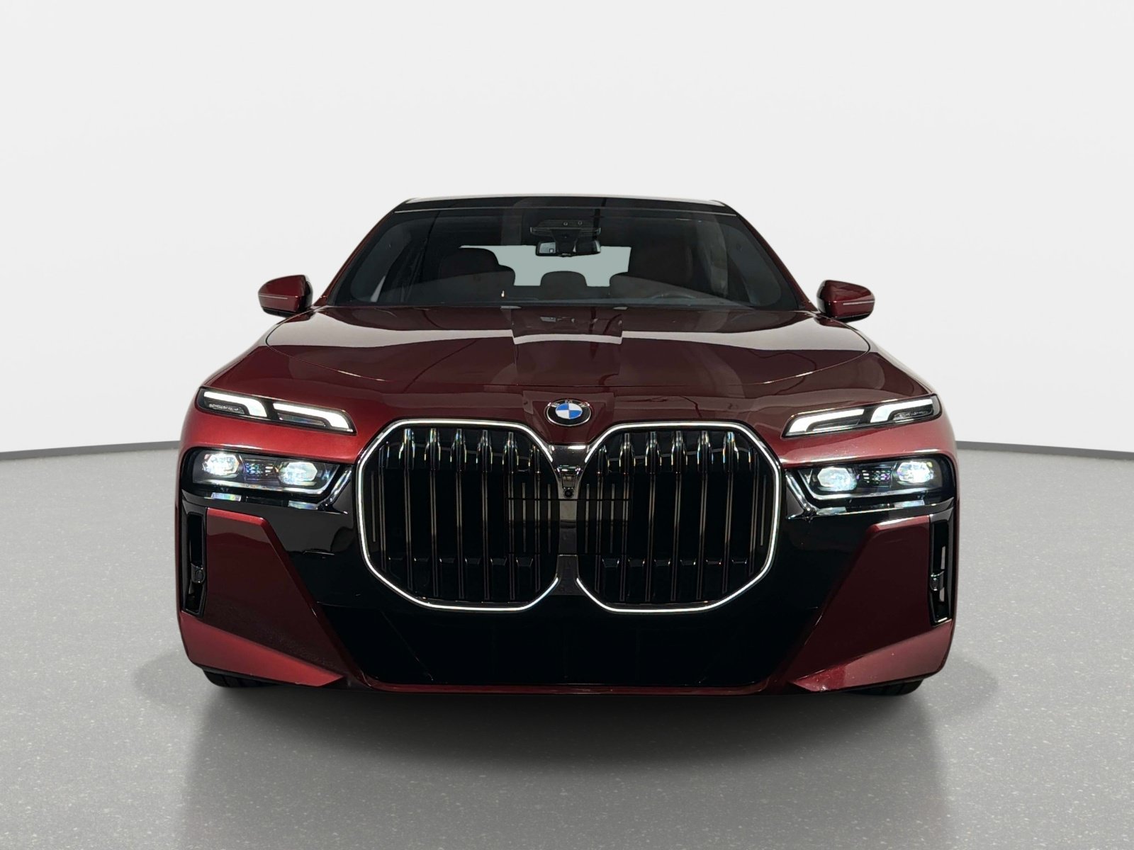 Used 2023 BMW 760i xDrive AWD/4WD image 8