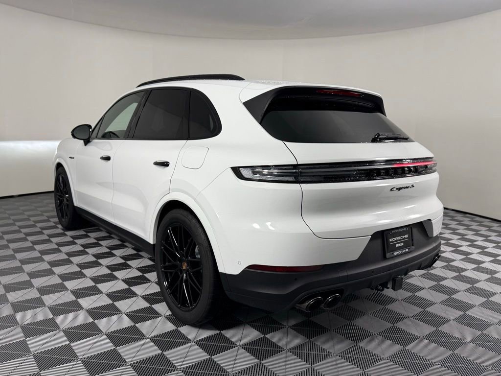 New 2026 Porsche Cayenne S AWD/4WD image 3