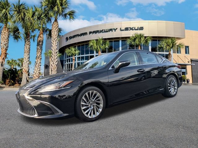 Used 2019 Lexus ES 300h Ultra Luxury w/ Accessory Package 2 FWD image 7