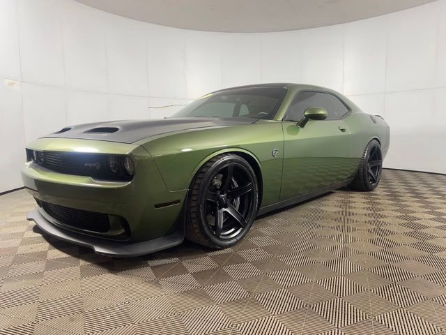 Used 2018 Dodge Challenger SRT Hellcat image 1