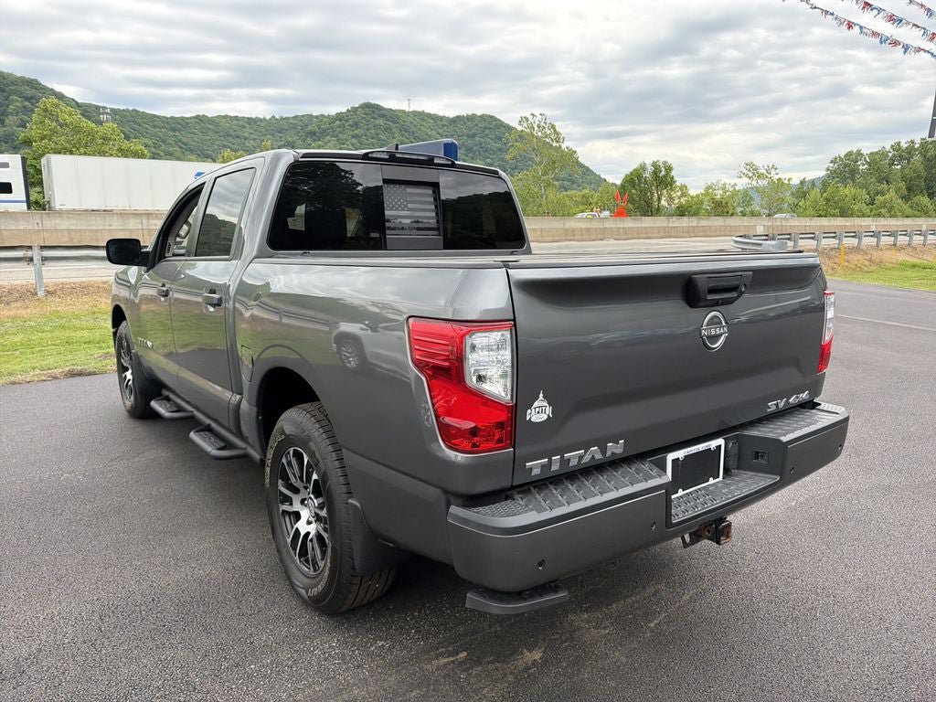 Used 2023 Nissan Titan SV w/ SV Convenience Package AWD/4WD image 6