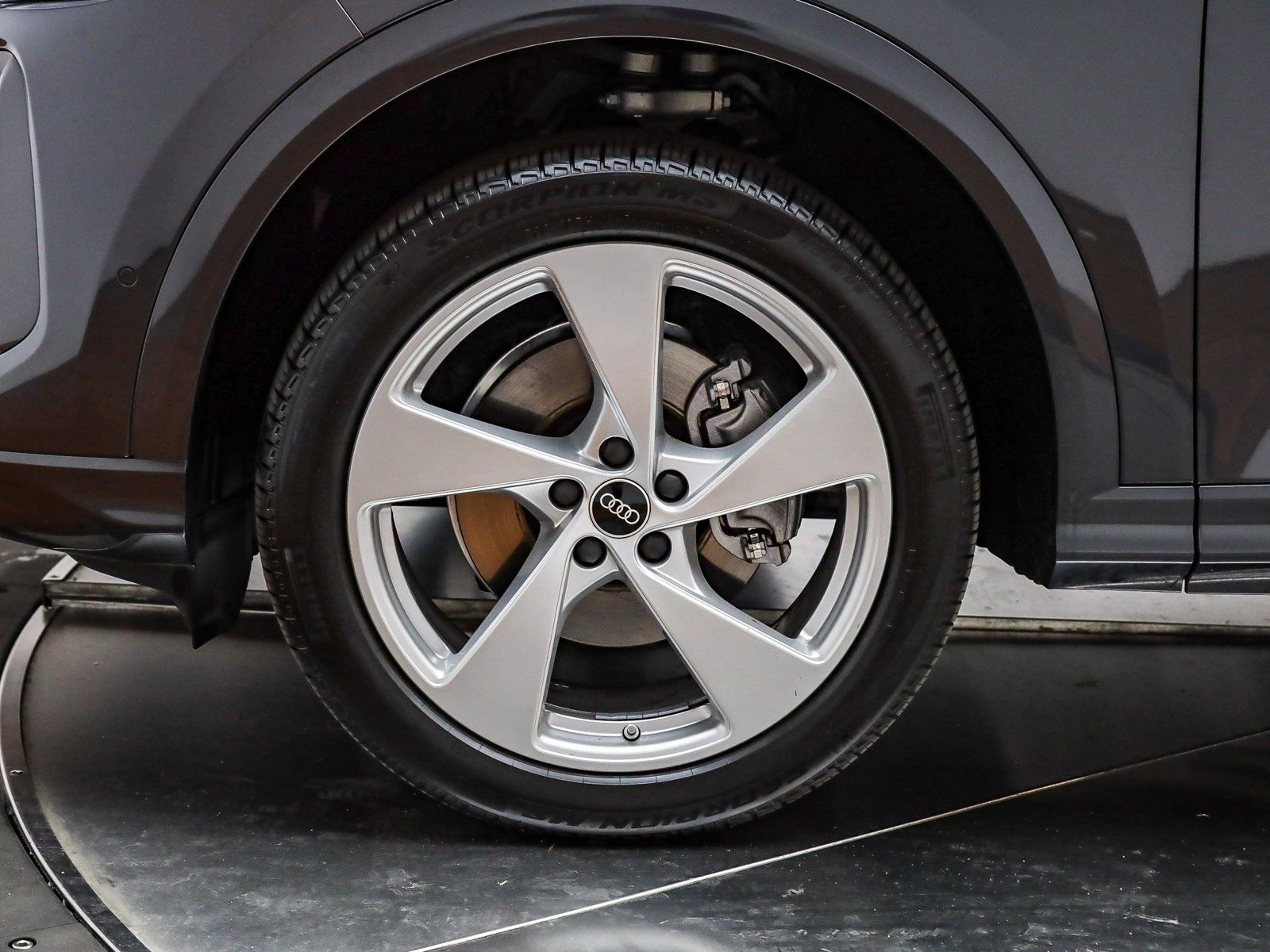 Certified 2025 Audi Q5 Premium Plus w/ Premium Plus image 12