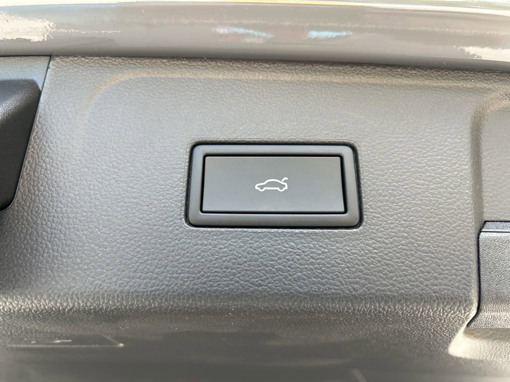 New 2026 Volkswagen Atlas SE FWD image 53