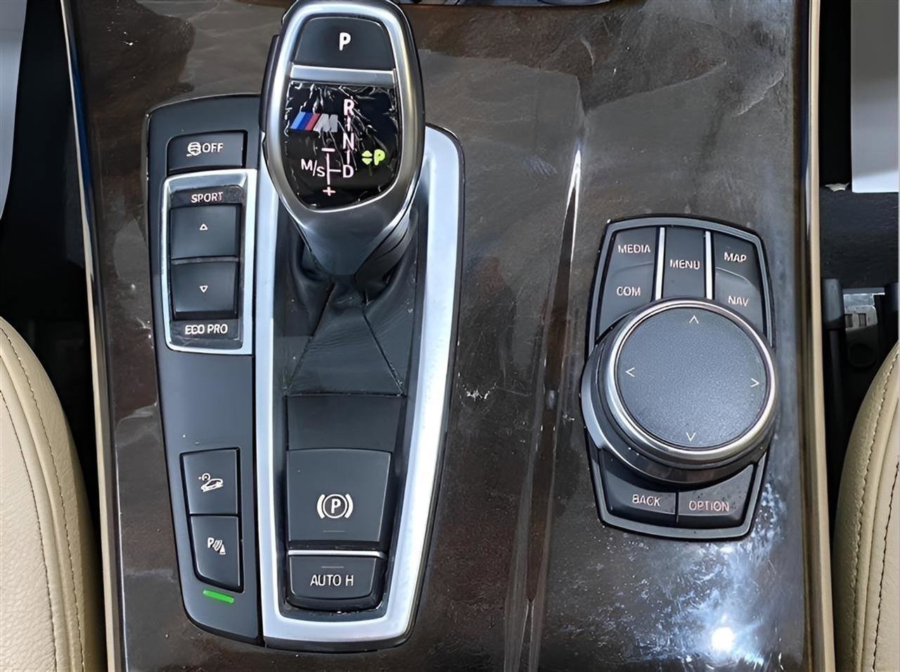 Used 2017 BMW X4 M40i image 23