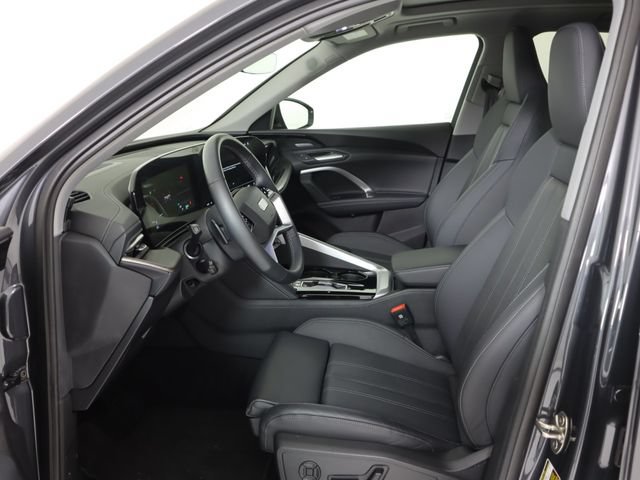 Certified 2025 Audi Q5 Premium w/ Premium Plus AWD/4WD image 12