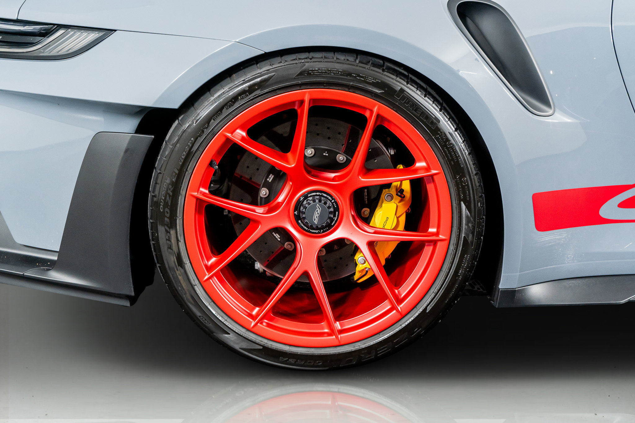 Used 2024 Porsche 911 GT3 RS image 9