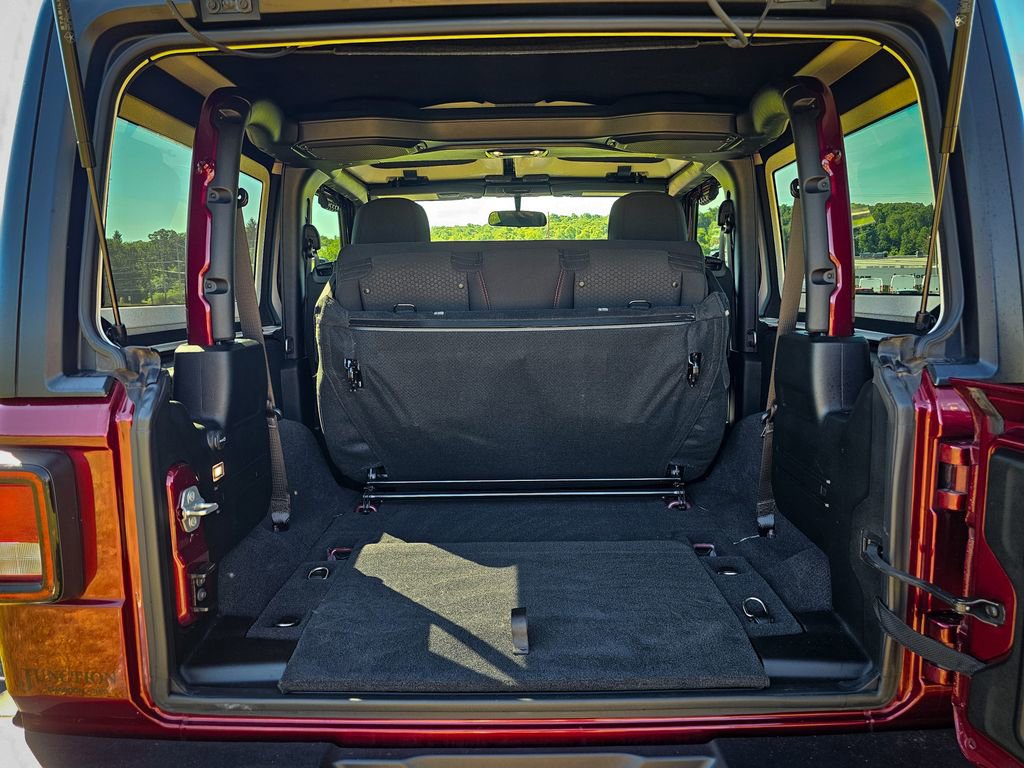 Certified 2021 Jeep Wrangler Rubicon AWD/4WD image 30