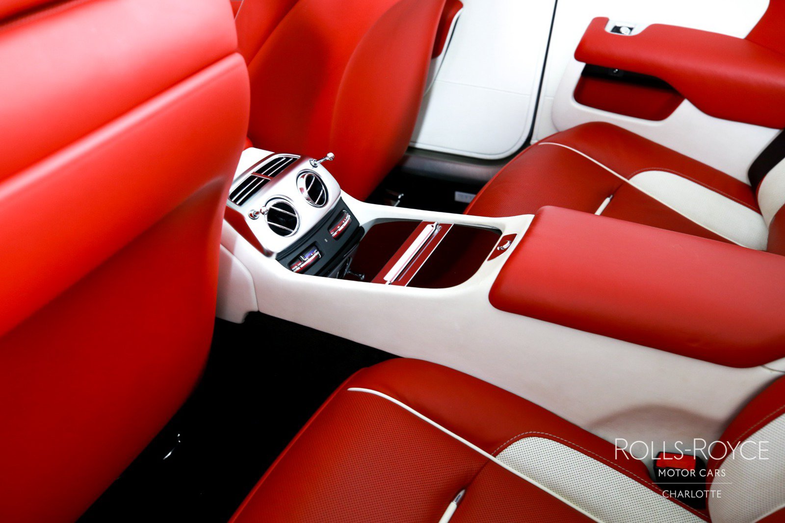 Certified 2020 Rolls-Royce Dawn RWD image 18