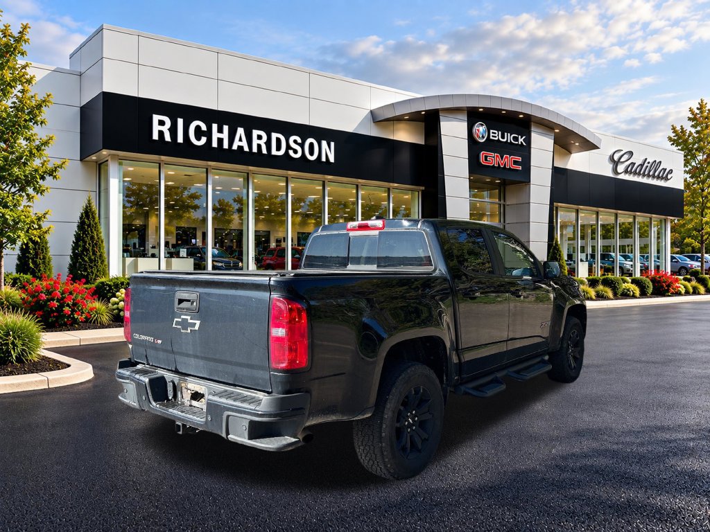 Used 2019 Chevrolet Colorado Z71 w/ Z71 Midnight Edition AWD/4WD image 6