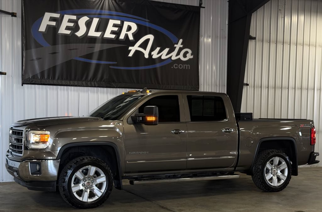 Used 2015 GMC Sierra 1500 SLT w/ Driver Alert Package AWD/4WD image 25