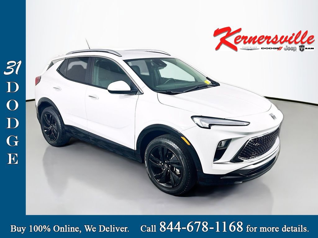 Used 2024 Buick Encore GX Sport Touring image 1