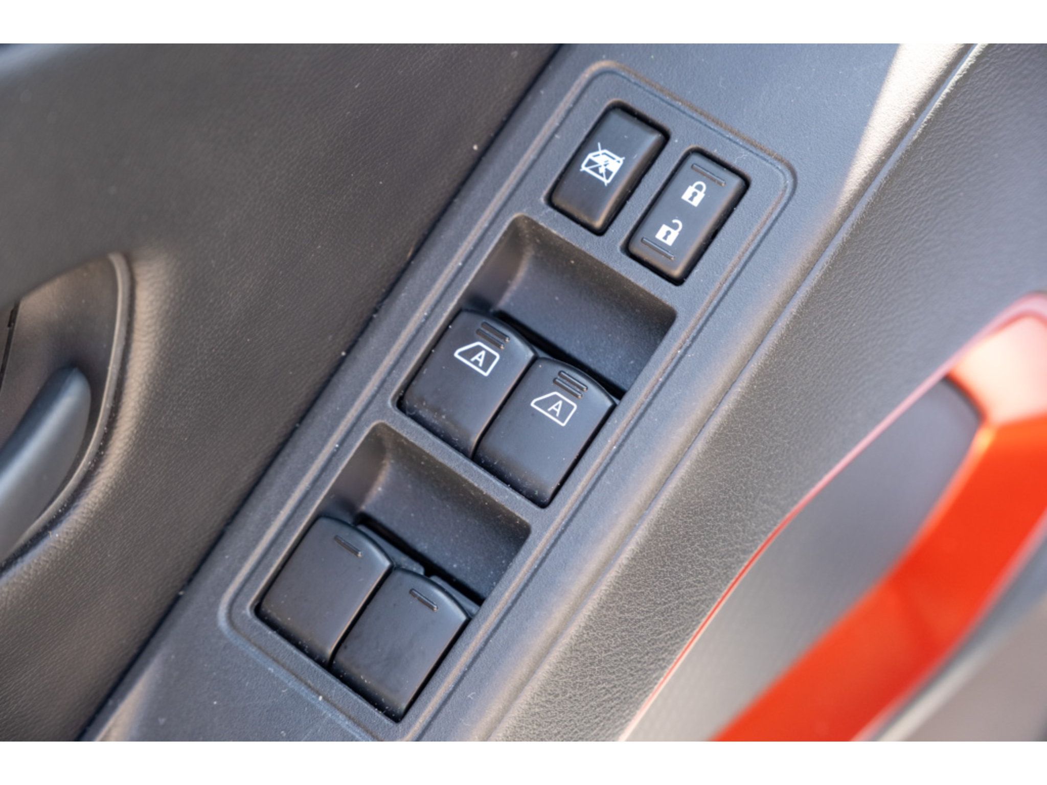 Used 2026 Nissan Frontier PRO-4X AWD/4WD image 14