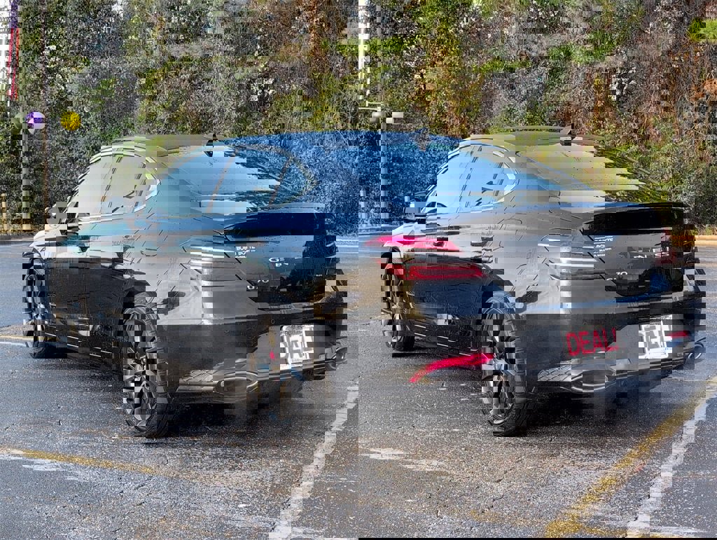 Used 2022 Genesis G70 3.3T image 6