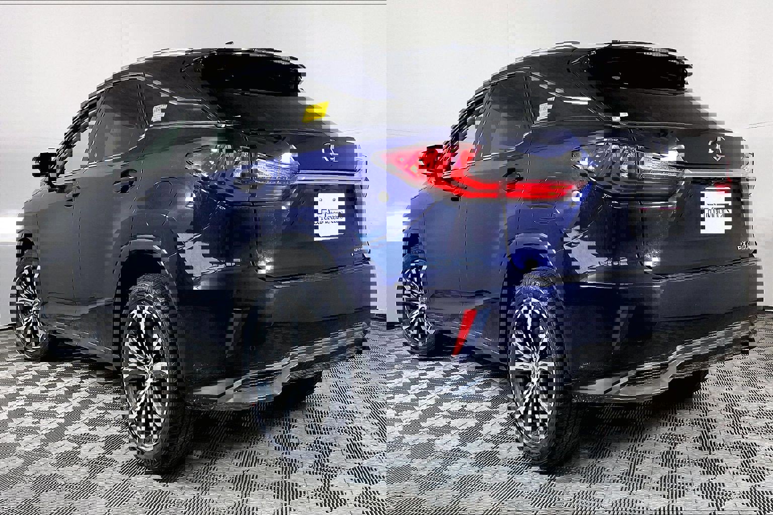 Used 2017 Lexus RX 450h AWD w/ Accessory Package image 4