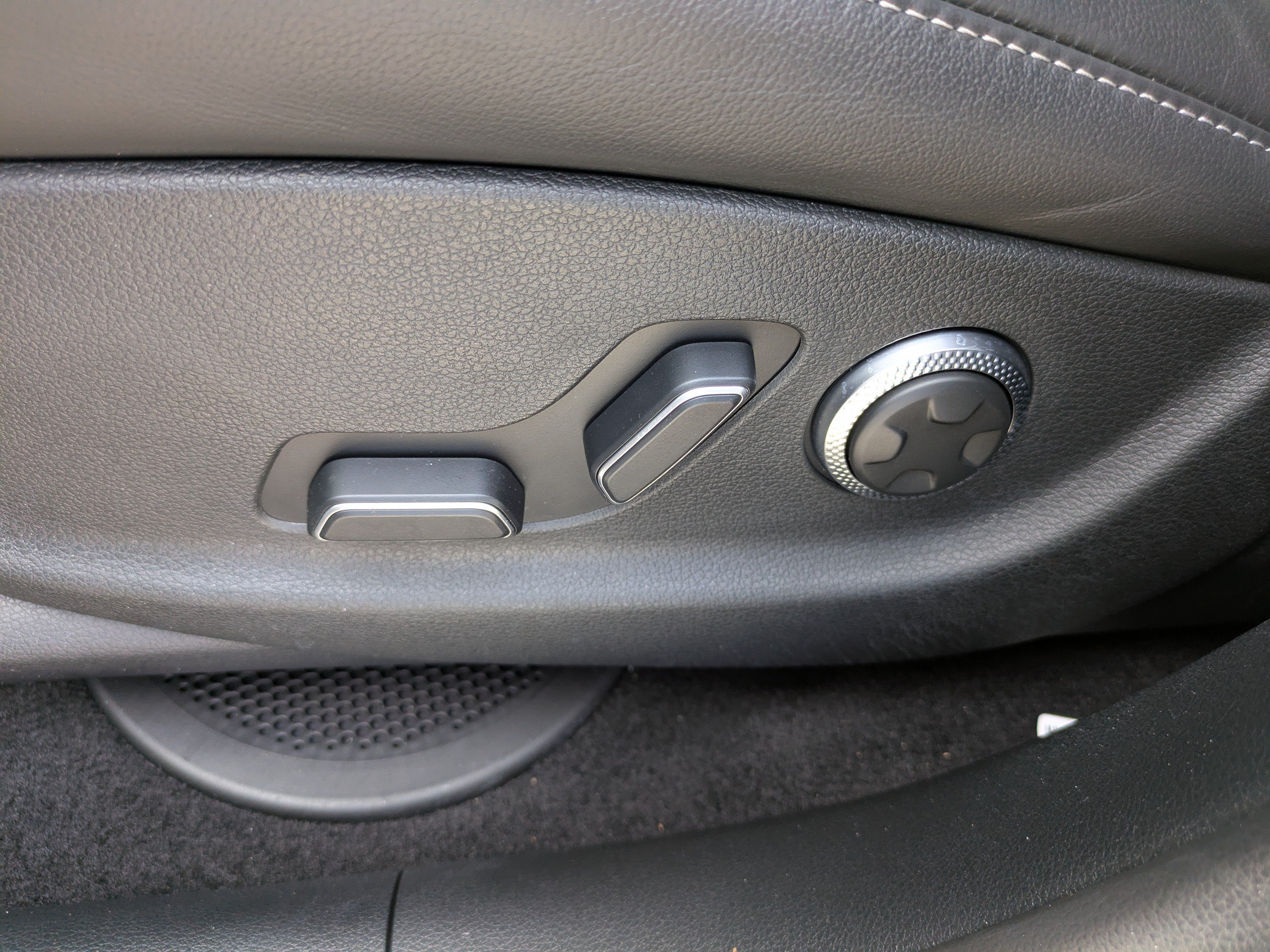 Certified 2025 Genesis GV80 2.5T Advanced AWD/4WD image 19