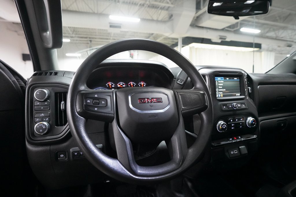 Certified 2022 GMC Sierra 3500 Pro w/ Convenience Package image 4