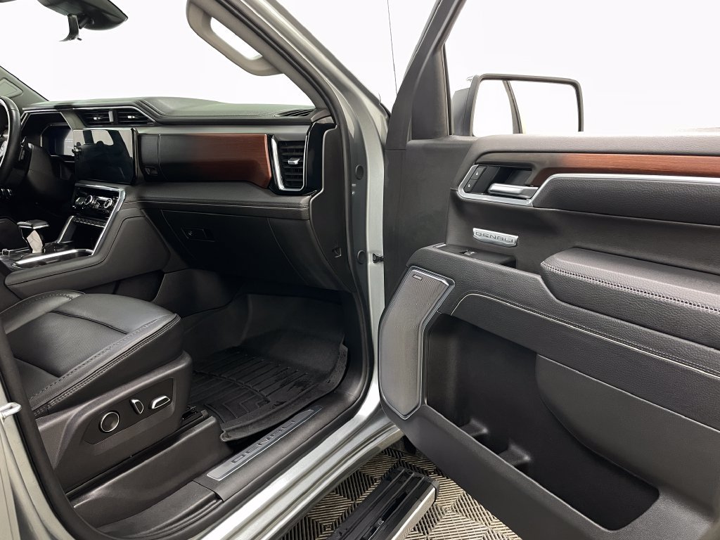 Used 2026 GMC Sierra 1500 Denali AWD/4WD image 42