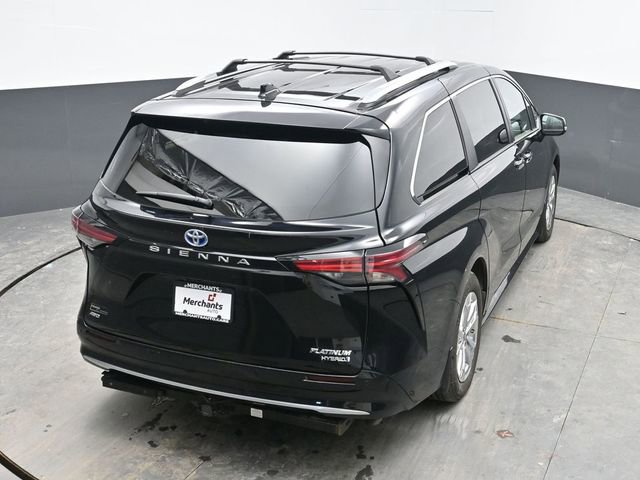 Used 2022 Toyota Sienna Platinum image 30